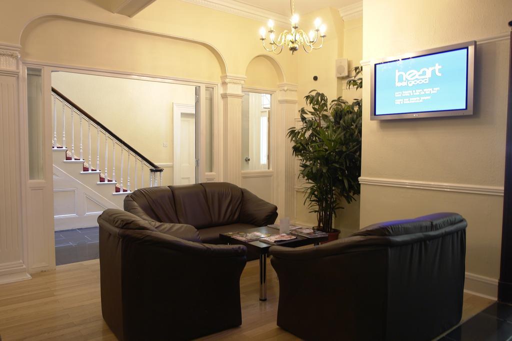 Cavalier House Hotel Birmingham Dış mekan fotoğraf